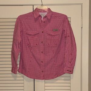 Columbia women’s pink and white fishing shirt